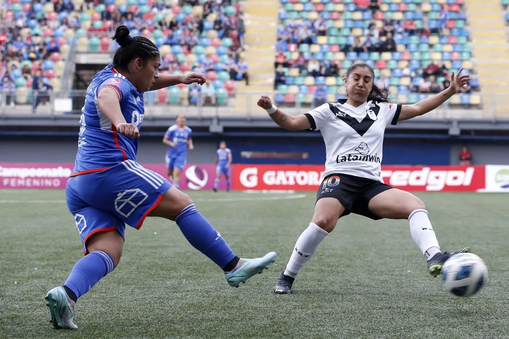 Monserratt González recibió una tarjeta amarilla contra Santiago Morning en el Chile 2. | Foto: Comunicaciones ANFP