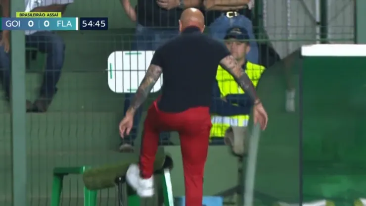 El momento de furia del entrenador de Flamengo.