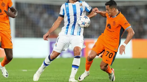 Alexis Sánchez redebutó con la camiseta del Inter de Milán y ayudó para rescatar un empate ante Real Sociedad.