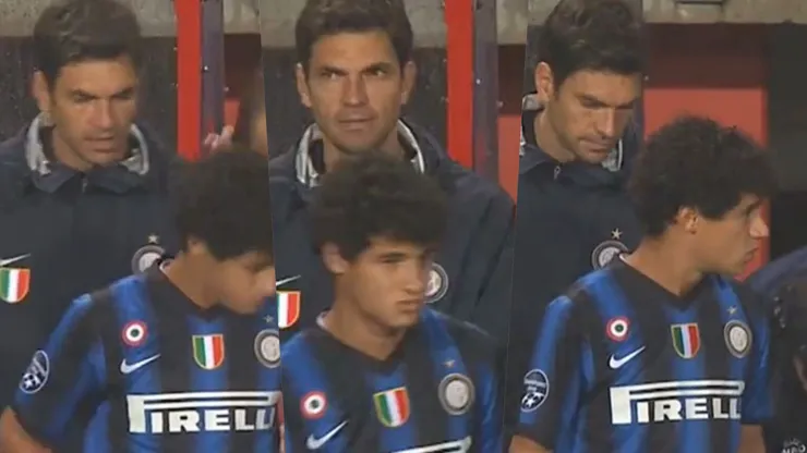 Pellegrino le dio las últimas instrucciones a Philipe Coutinho antes de hacer su debut en la Champions League, en 2010.