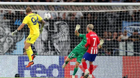 Ivan Provedel dejó la imagen del día en la Champions League.