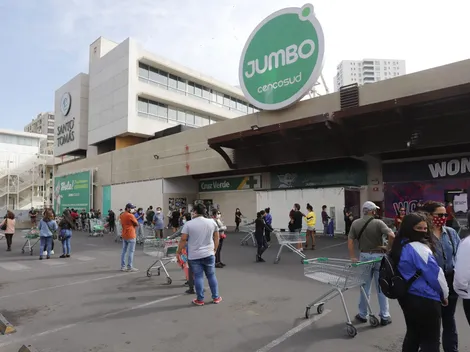 ¿Abren los supermercados este martes 19 de septiembre?