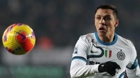 Alexis Sánchez estuvo en la banca este sábado y su redebut se acerca.