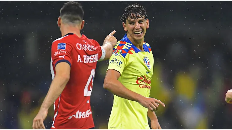 Igor Lichnovsky se lució en su debut con el América en la goleada a Chivas.