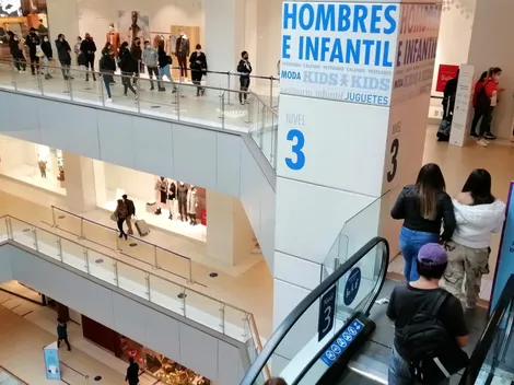 Así funcionará el Mall Costanera Center este 17, 18 y 19 de septiembre
