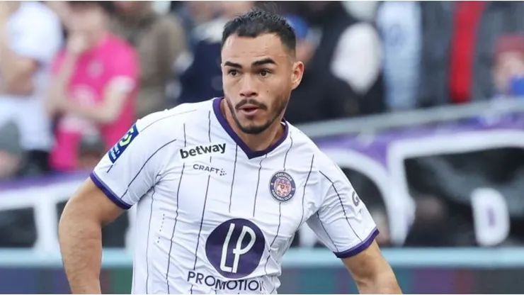 Gabriel Suazo sufre en Francia, al ser acechado por el fantasma de la B.