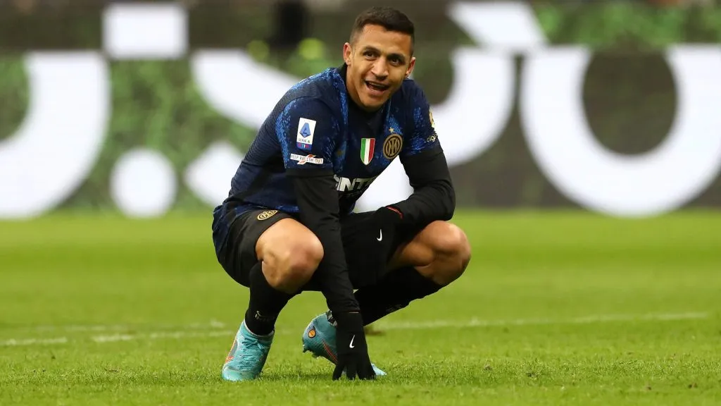 Alexis Sánchez quiere aprovechar las lesiones de sus compañeros para ganarse un lugar en el Inter de Milán. Foto: Getty Images.