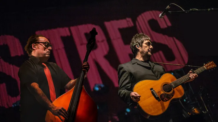 Álvaro Henríquez presenta show íntimo.