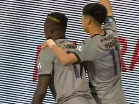 Darío Osorio ve acción en el clásico y luce a su nuevo socio