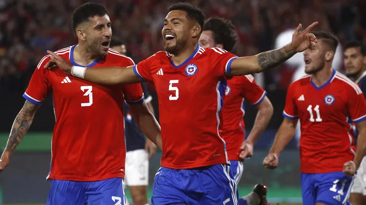 Paulo Díaz mira a Rusia.