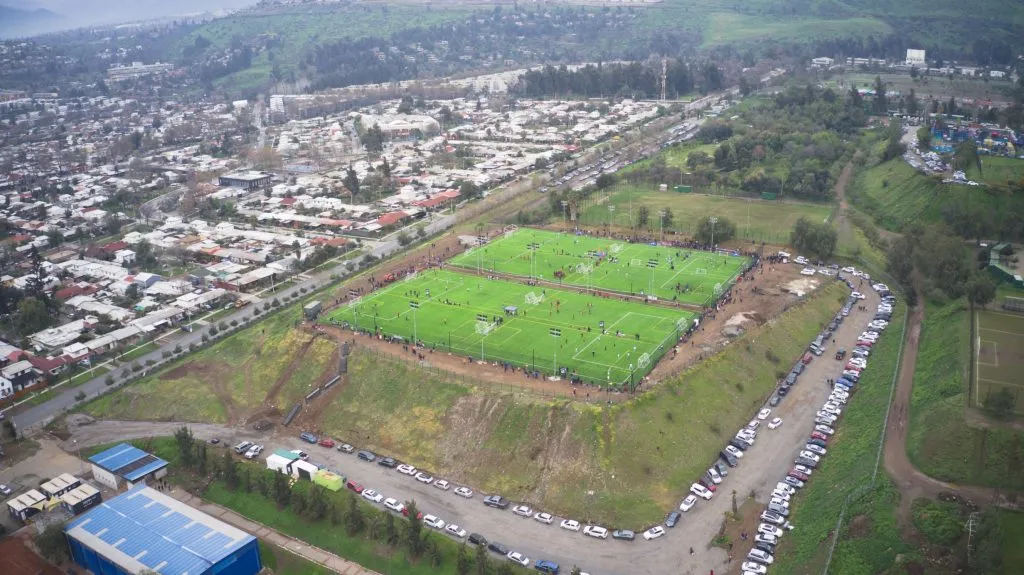 Las nuevas canchas del complejo deportivo USS están en una meseta.