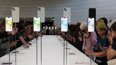 Nuevos iPhone 15. Precios de venta y cuándo llegan a Chile.