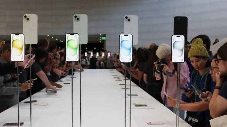 Nuevos iPhone 15. Precios de venta y cuándo llegan a Chile.