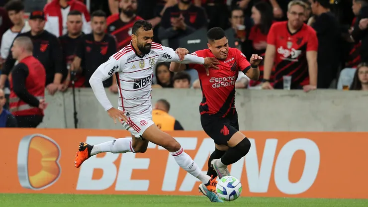 Un nuevo cruce entre Flamengo y Athletico Paranaense se va a dar en el Brasileirao este miércoles.
