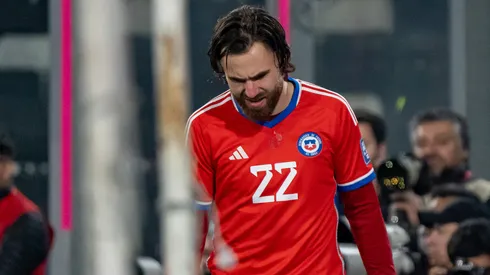 Ben sólo iba pasando y por buena gente es protagonista de polémica y críticas a la selección chilena.