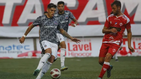 Colo Colo juega el primero de sus duelos pendientes.