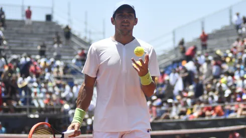 Garin sufrió un blooper con su camiseta en la Copa Davis.