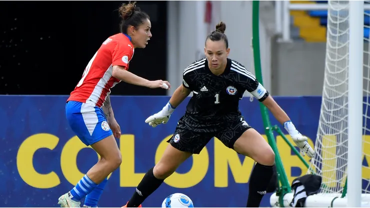Christiane Endler estará por primera vez bajo las órdenes de Luis Mena en La Roja Fem.