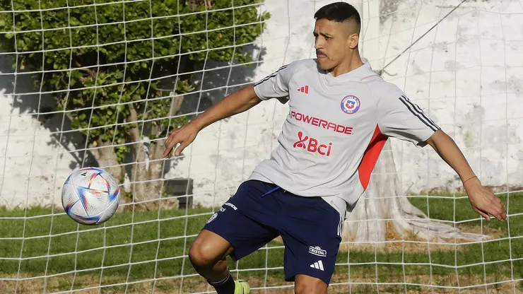 En Francia lo trataron de mercenario, pero fue el OM el que trabó la renovación de Alexis por la anemia.
