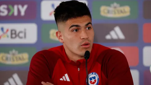 Thomas llega renovado de Argentina para aportar en la Roja.