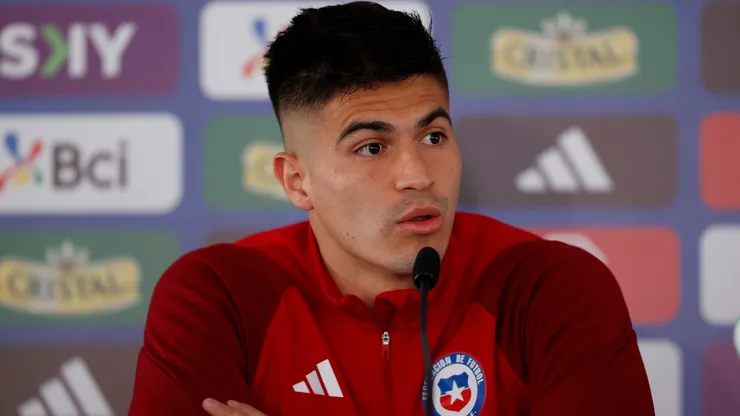 Thomas llega renovado de Argentina para aportar en la Roja.