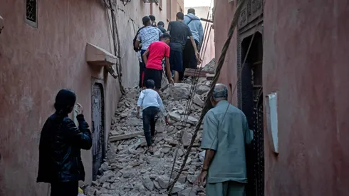 El terremoto que azotó Marruecos provocó la suspensión del partido de la selección local, pero no el de Gambia vs Congo, que se juega en Marrakech.
