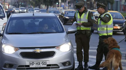 Hasta $99.000: Estas son las multas por no pagar el permiso de circulación