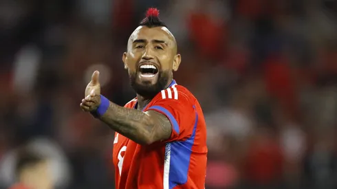 Vidal le reclama a Milad por el alto precio de las entradas para ver a Chile