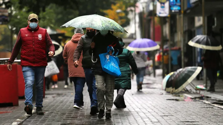 Lluvia en Santiago