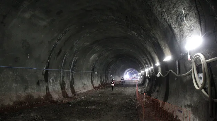 Encuentran restos arqueológicos en la construcción de la Línea 7.