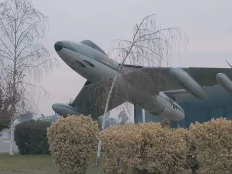 Avión que habría estado en el bombardeo a La Moneda es exhibido