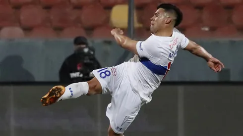 Aravena consideró que el árbitro irradiaba mal olor por su cometido.