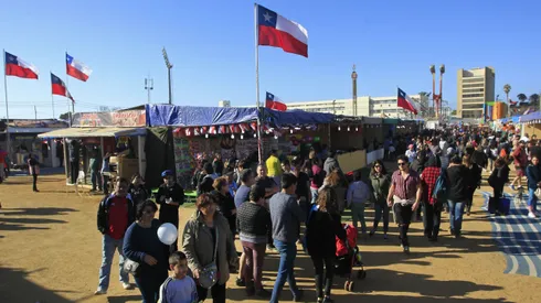 ¿Recibo Aguinaldo Fiestas Patrias si empecé a trabajar en septiembre?