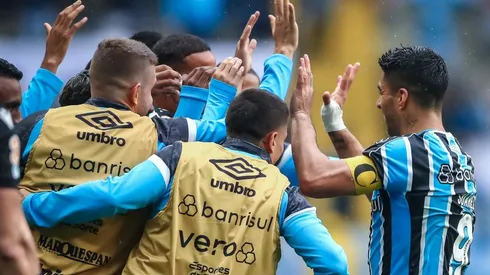 Luis Suárez anotó en el triunfo del Gremio. ¿Recado para Bielsa?