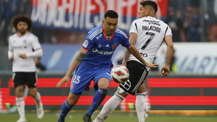 Nery Domínguez fue uno de los puntos altos de Universidad de Chile en el Superclásico.