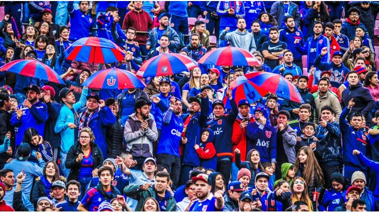 Los hinchas podrán ingresar con paraguas para protegerse de la lluvia.