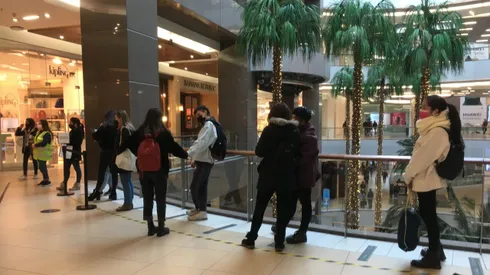 ¿Abren los supermercados y malls este miércoles feriado 1 de noviembre?