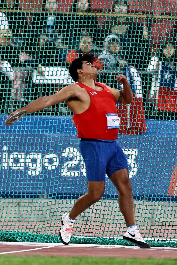 Uno de los lanzamientos de disco que le anularon a Claudio Romero en Santiago 2023. (Daniel Apuy/Santiago 2023 via Photosport).