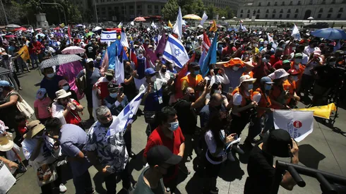 Santiago, 30 de octubre de 2021. Se realiza la “Marcha por Jesús” en el Día Nacional de las Iglesias Evangélicas y Protestantes.