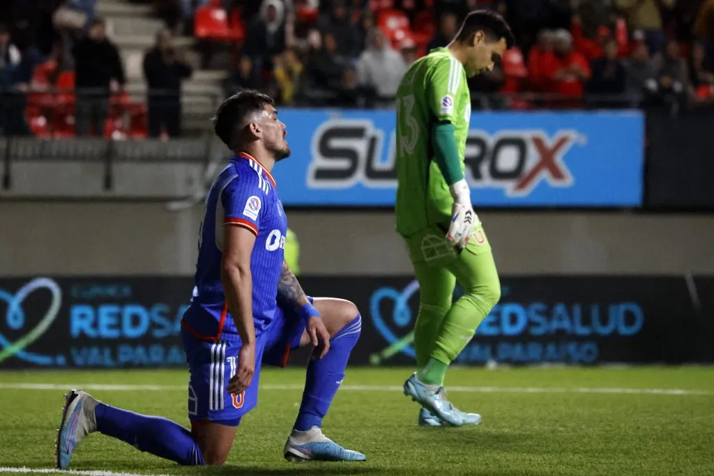 Luis Casanova en el duelo ante Unión La Calera que la U perdió en el estadio Nicolás Chahuán. (Andrés Piña/Photosport).