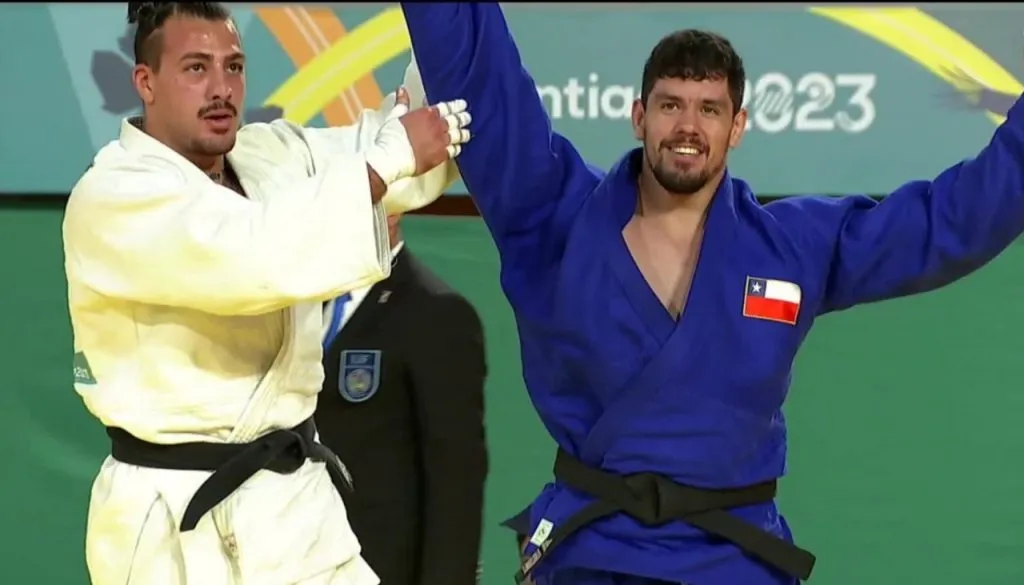 Thomas Briceño cae en final del Judo con el canadiense Shady Elnahas | Captura