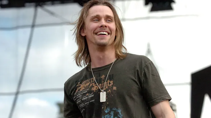 Alter Bridge.