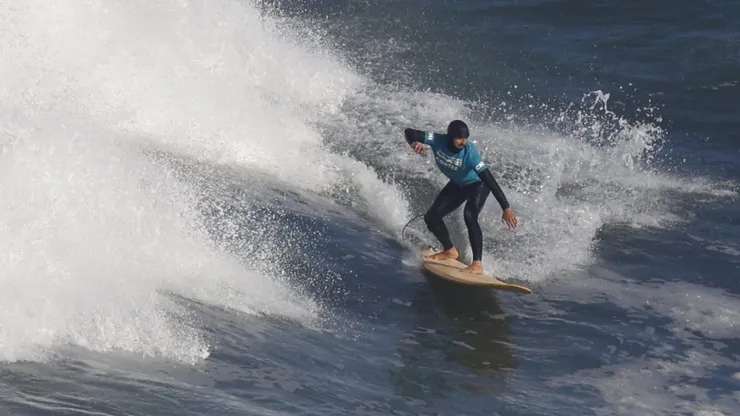 Rafael Cortéz se quedó con la medalla de plata en el Longboard.