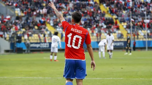 Lucas Assadi celebró así el golazo que anotó por Chile ante República Dominicana.