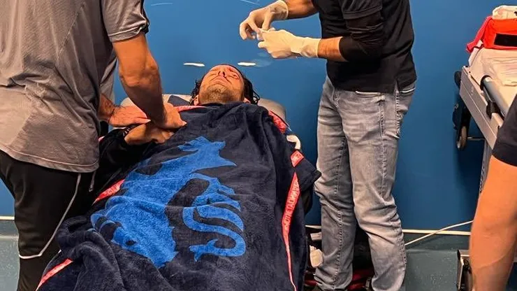 Grosso terminó con la cara ensangrentada
