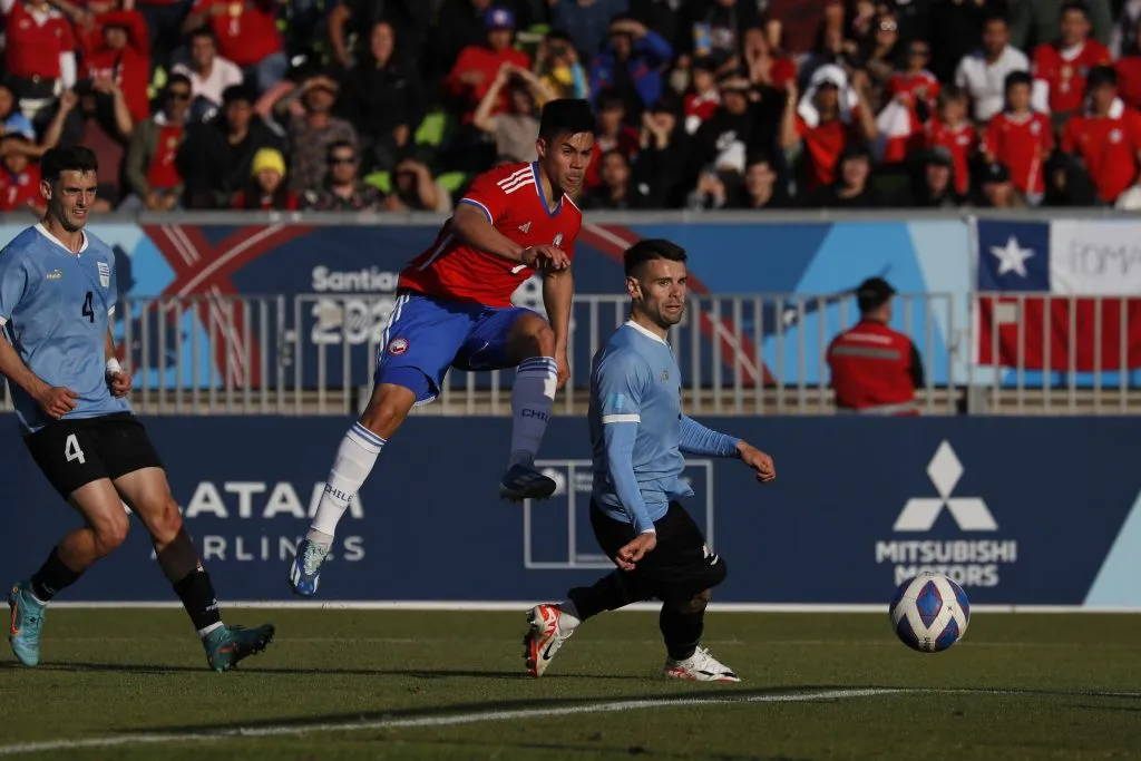 Chile le ganó a Uruguay y clasifica en Santiago 2023. Brayan Cortés se ilusiona.