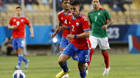 Jonathan Villagra adelantó el cruce de Chile con Uruguay en Santiago 2023.
