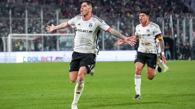 Palacios planea su futuro en el fútbol defendiendo al Cacique.