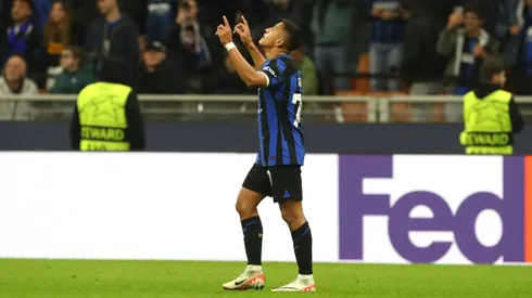 Alexis destrona al King y es el máximo goleador chileno en Champions