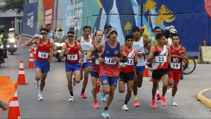 El chileno Hugo Catrileo ganó medalla de plata en el maratón masculino.